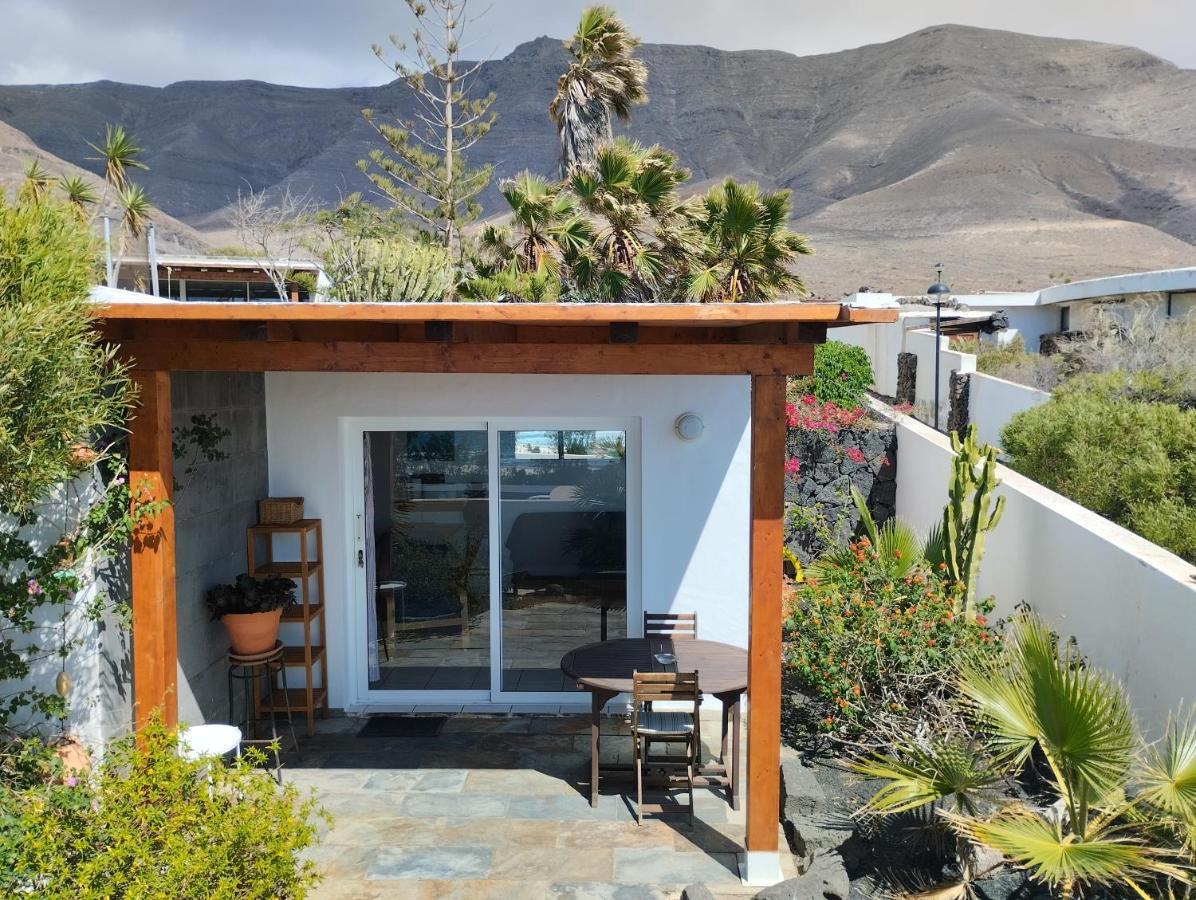 Beautiful Small Bungalow, Amazing Views And Garden ฟามารา ภายนอก รูปภาพ