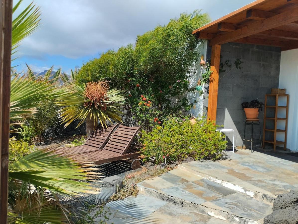 Beautiful Small Bungalow, Amazing Views And Garden ฟามารา ภายนอก รูปภาพ