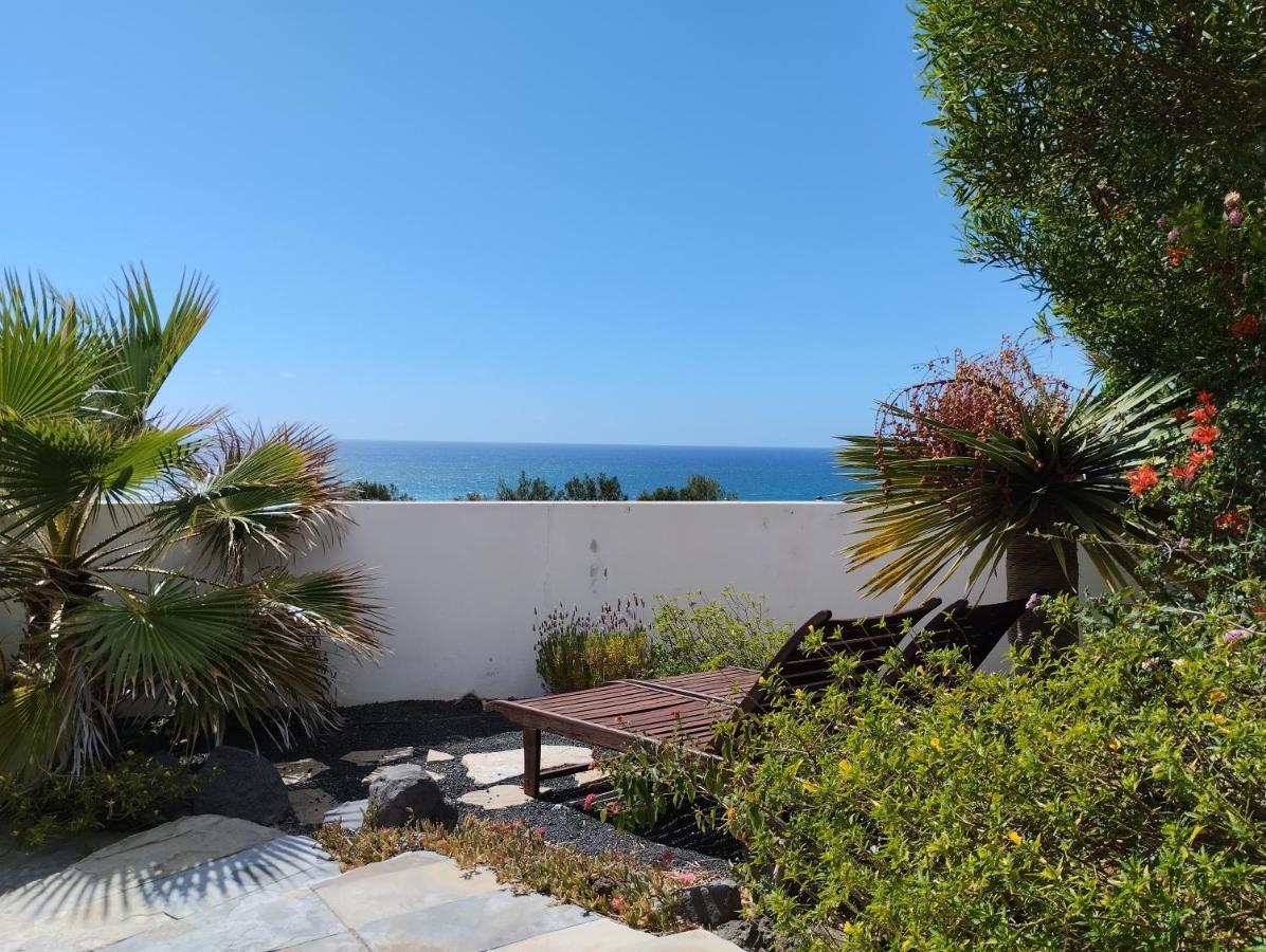 Beautiful Small Bungalow, Amazing Views And Garden ฟามารา ภายนอก รูปภาพ