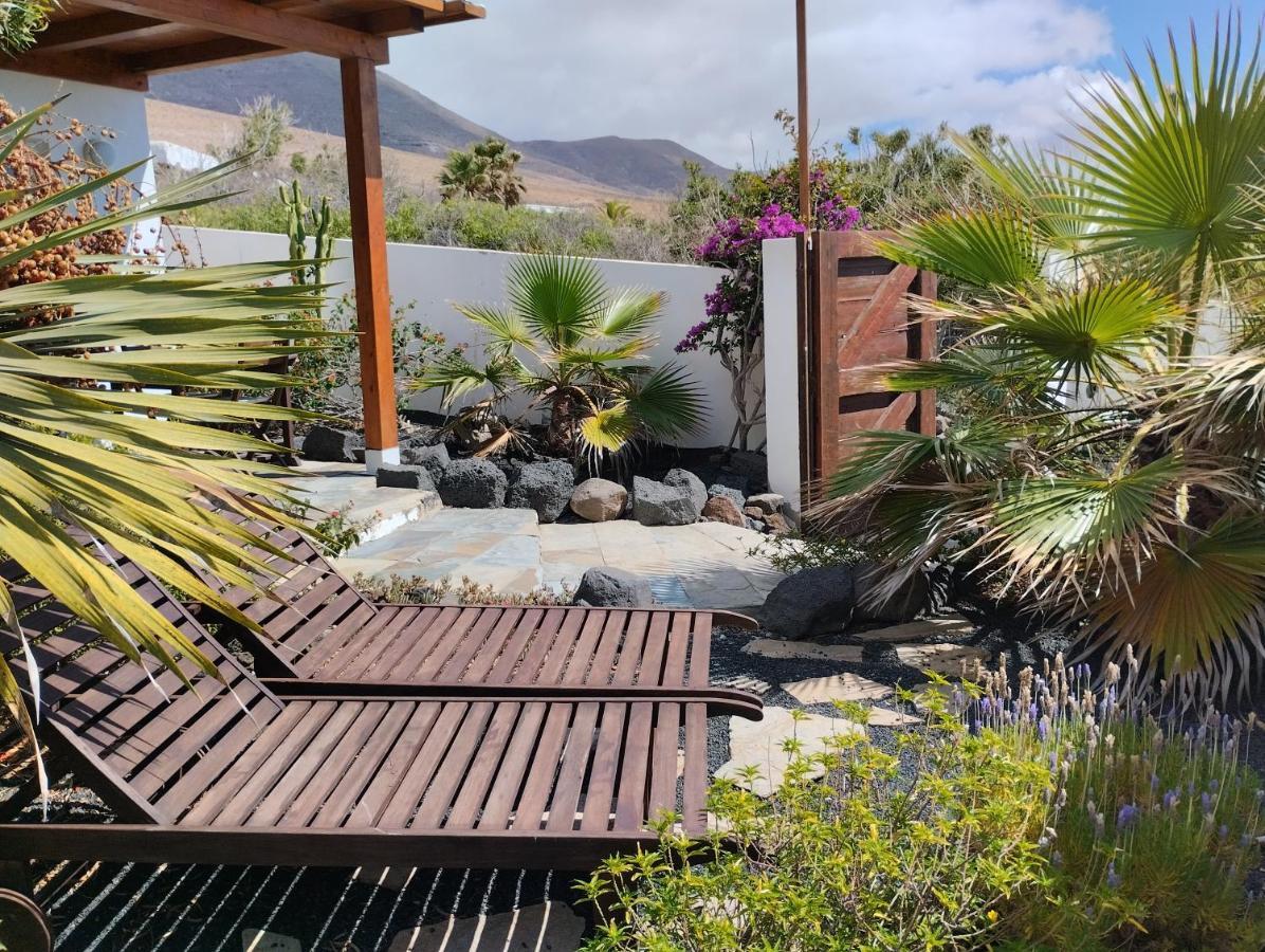 Beautiful Small Bungalow, Amazing Views And Garden ฟามารา ภายนอก รูปภาพ